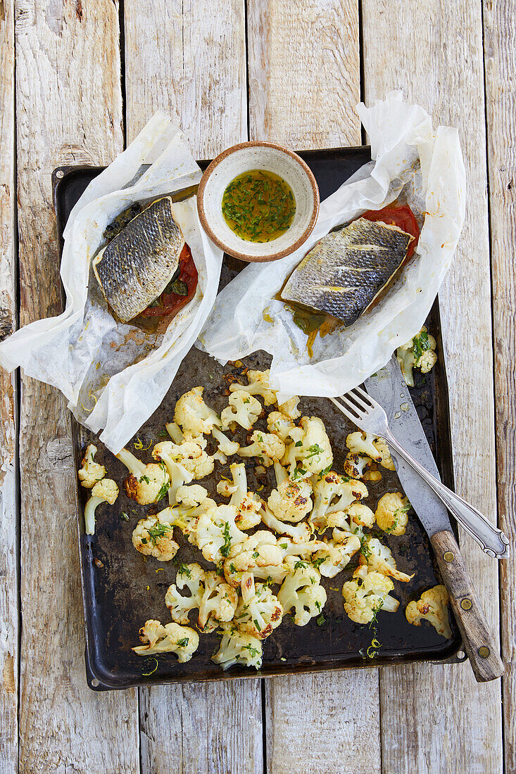 Sea bass from the parchment with baked cauliflower