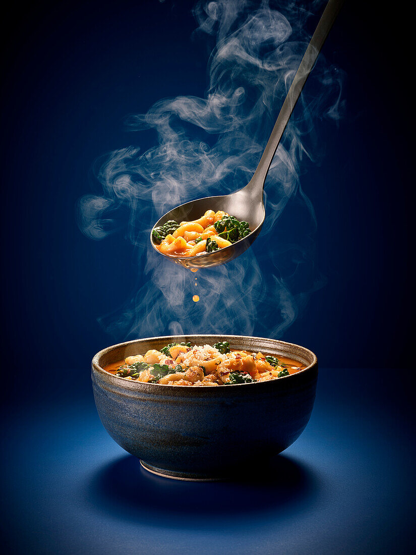 Winter pasta bowl with kale