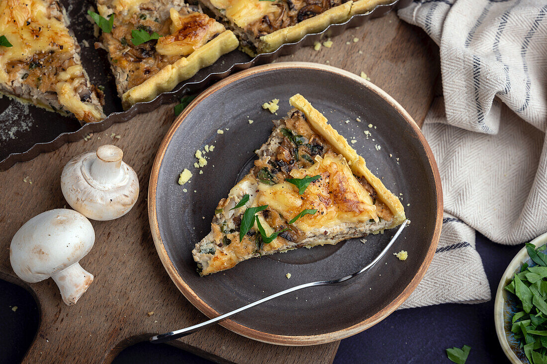 Vegan mushroom quiche