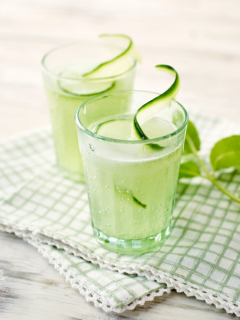 Homemade cucumber lemonade with mint