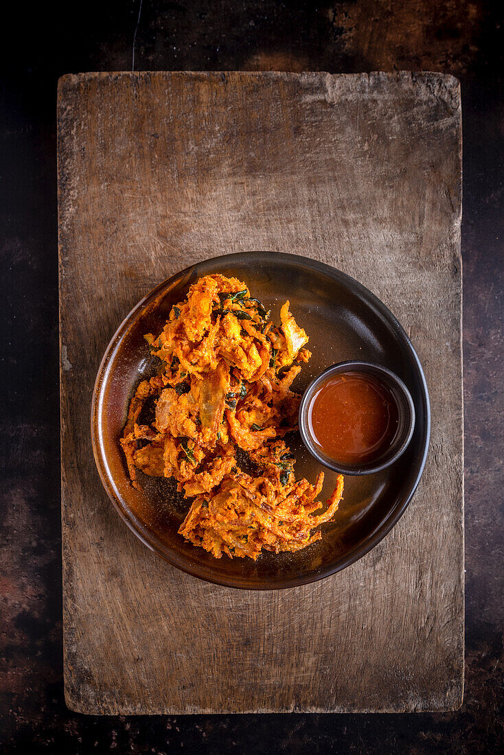 Saag aloo pyazi - Indian side dish made from potatoes