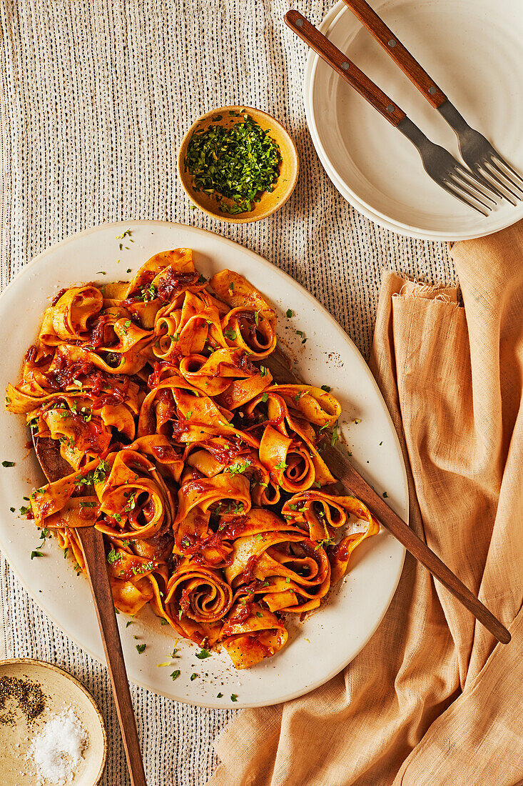 Anchovy pasta with caramelised onions and gremolata