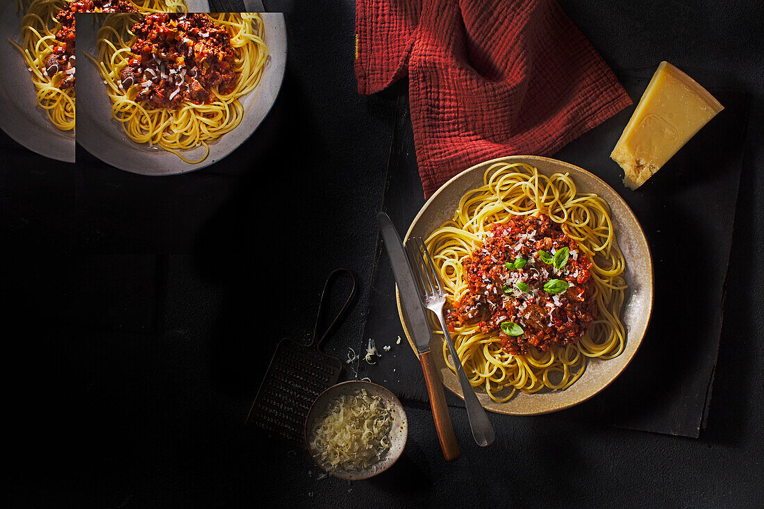 Spaghetti with bolognese from the pressure cooker