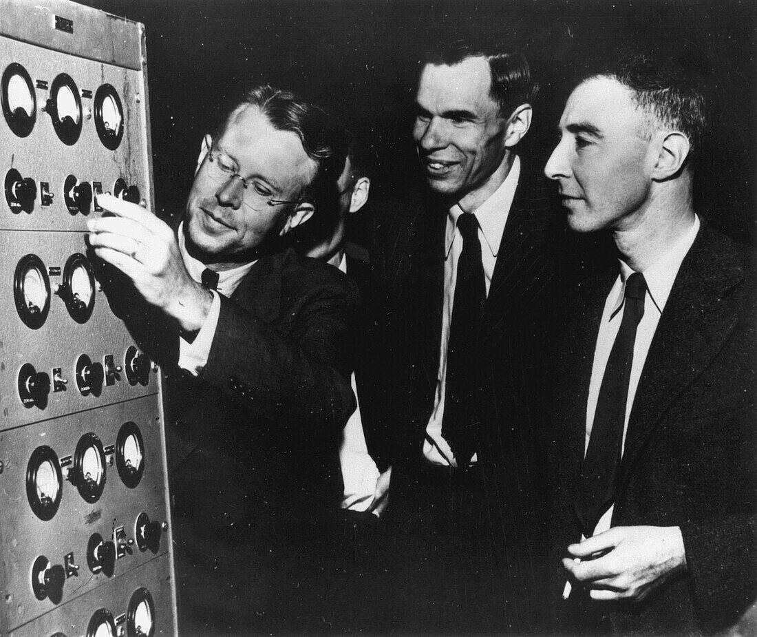 Ernest Lawrence and J. Robert Oppenheimer, US physicists, at cyclotron control panel