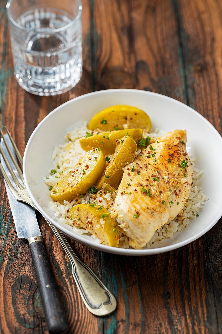 Chicken with mustard apples and rice