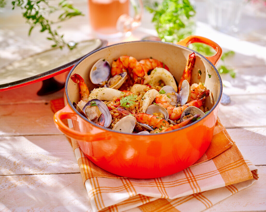 Portuguese rice pot with seafood