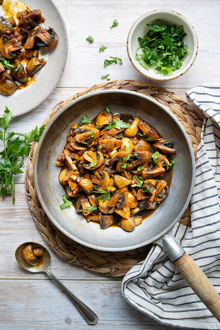 Roasted balsamic soya mushrooms with garlic