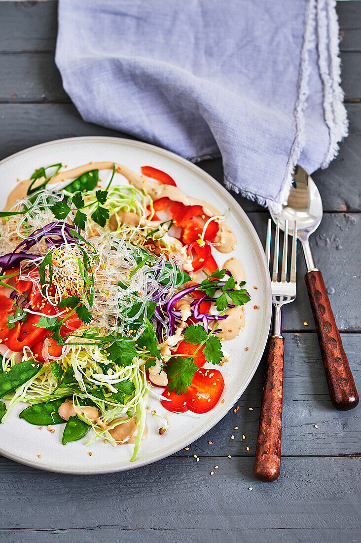 Vegetarischer Kelp-Nudelsalat