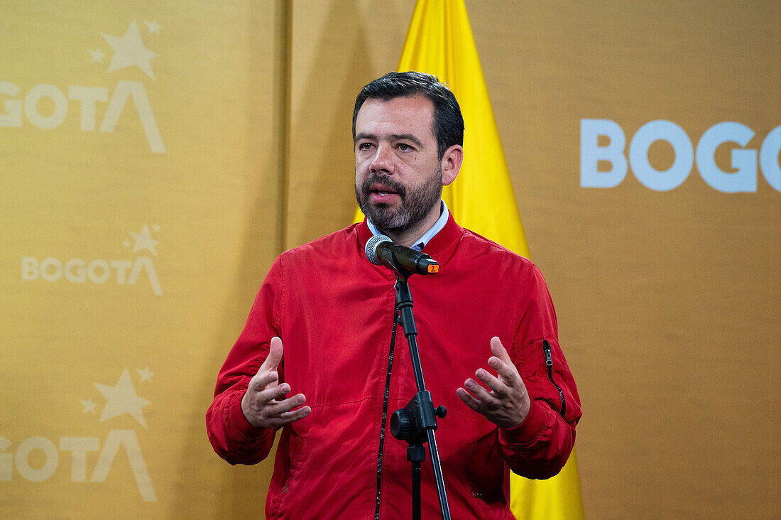 Bogota's mayor-elect Carlos Fernando Galan during a press conference after a meeting between the Bogota's mayor Claudia Lopez and mayor-elect Carlos Fernando Galan, in Bogota, Colombia, october 30, 2023.