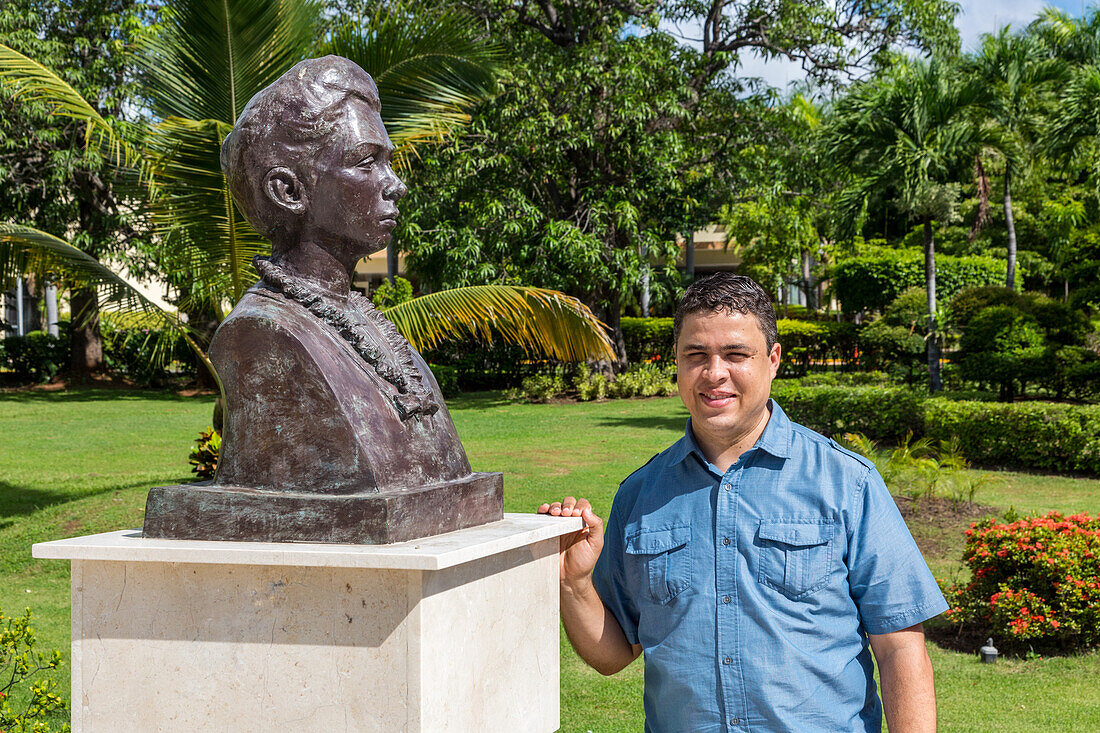 Bust of Salome Urena de Henriquez with the sculptor, Jose Ramon Rotelini, Jr., in Santo Domingo, Dominican Republic.