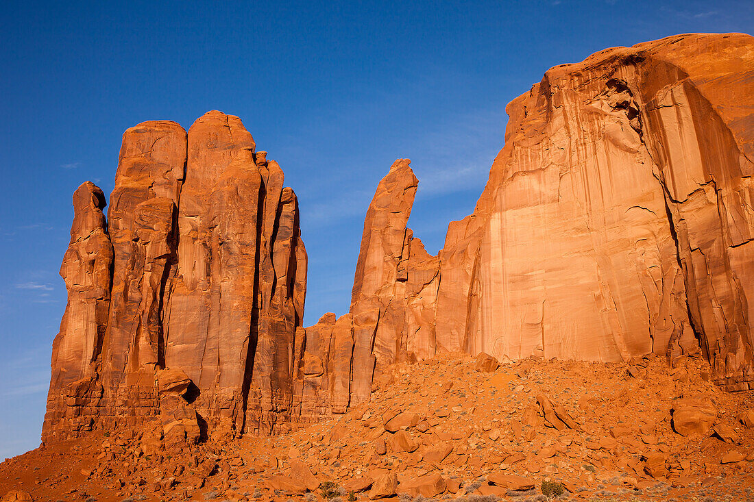 Die Hand Gottes auf der Rain God Mesa im Monument Valley Navajo Tribal Park in Arizona