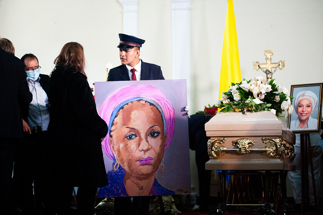 People take part during the wake of Colombian senator for the political alliance 'Pacto Historico' Piedad Cordoba at Colombian congress in Bogota, Colombia, January 22, 2024.