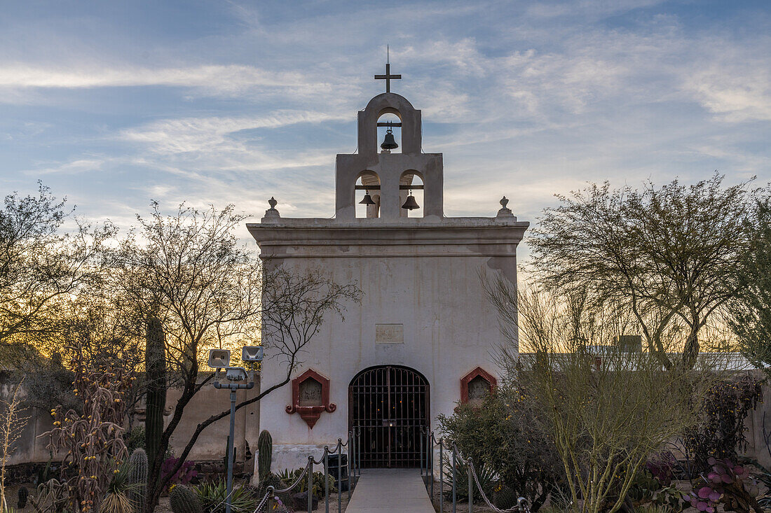 Detail der Totenkapelle der Mission San Xavier del Bac in Tucson, Arizona