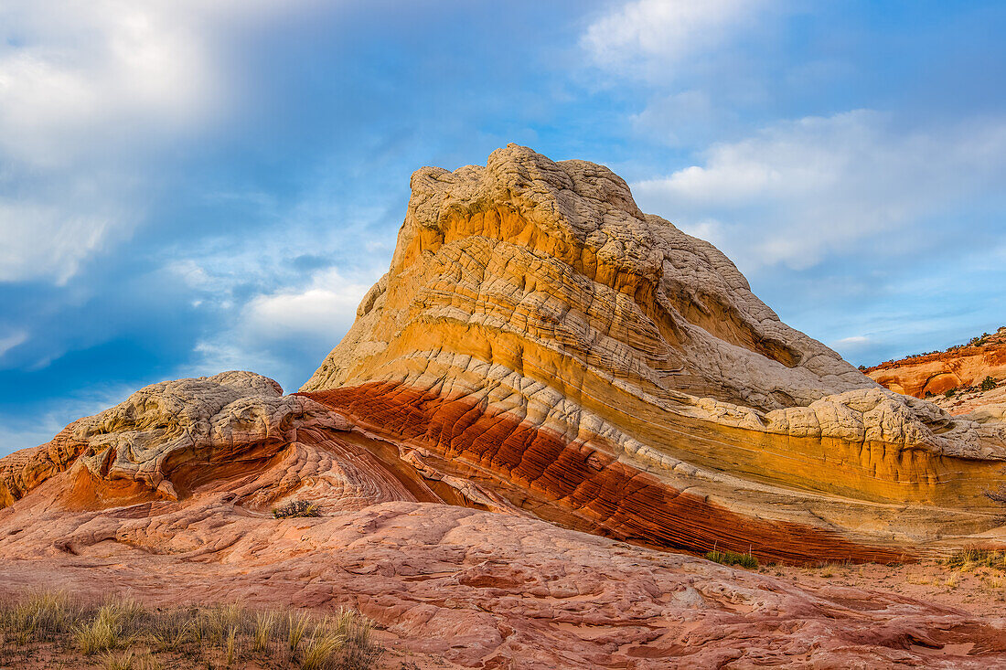 Lollipop Rock, eine Sandsteinformation in der White Pocket Recreation Area, Vermilion Cliffs National Monument, Arizona