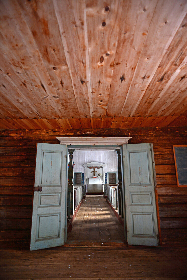 Wildniskirche am Pielpaj?rvi-See, älteste noch in Gebrauch befindliche Kirche der S?mi in der Gemeinde Inari, Lappland, Finnland