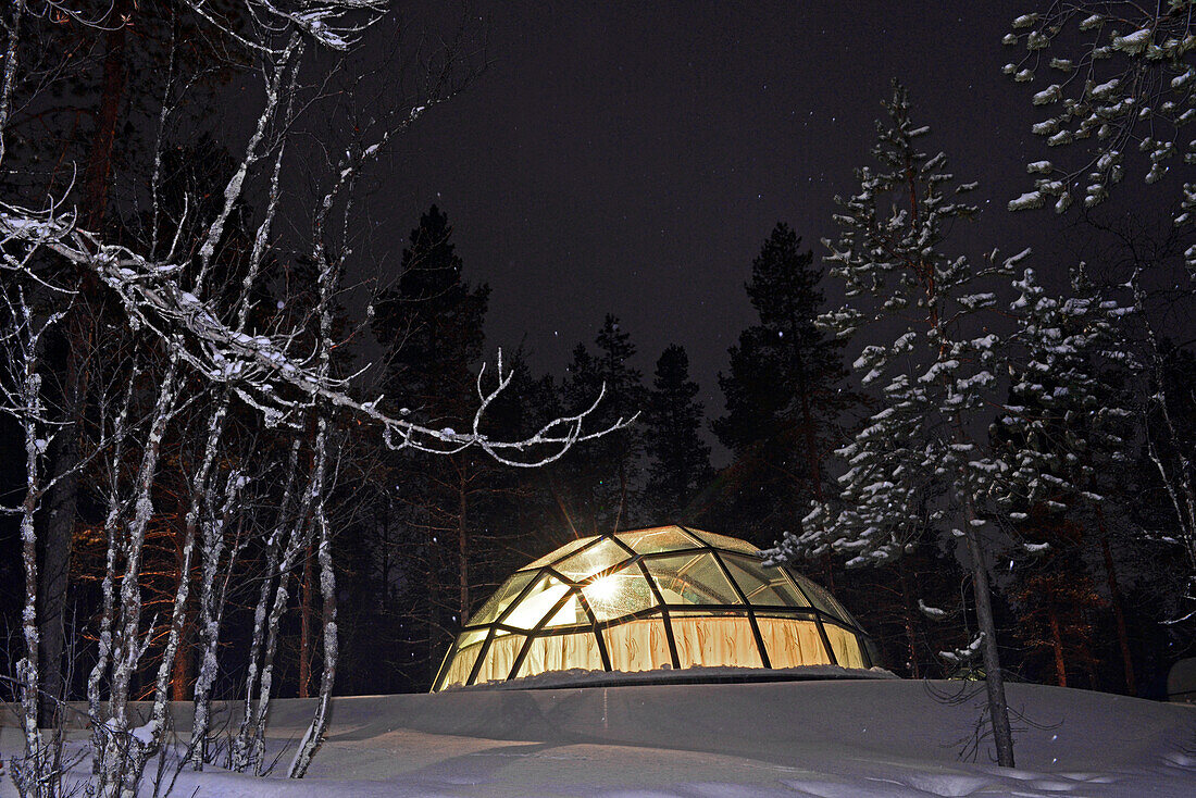 Glas-Iglus im Kakslauttanen Arctic Resort in Saariselka, Finnland