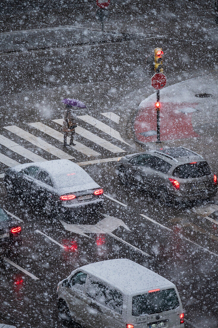 Zaragoza, vom Sturm Juan mit Schnee bedeckt