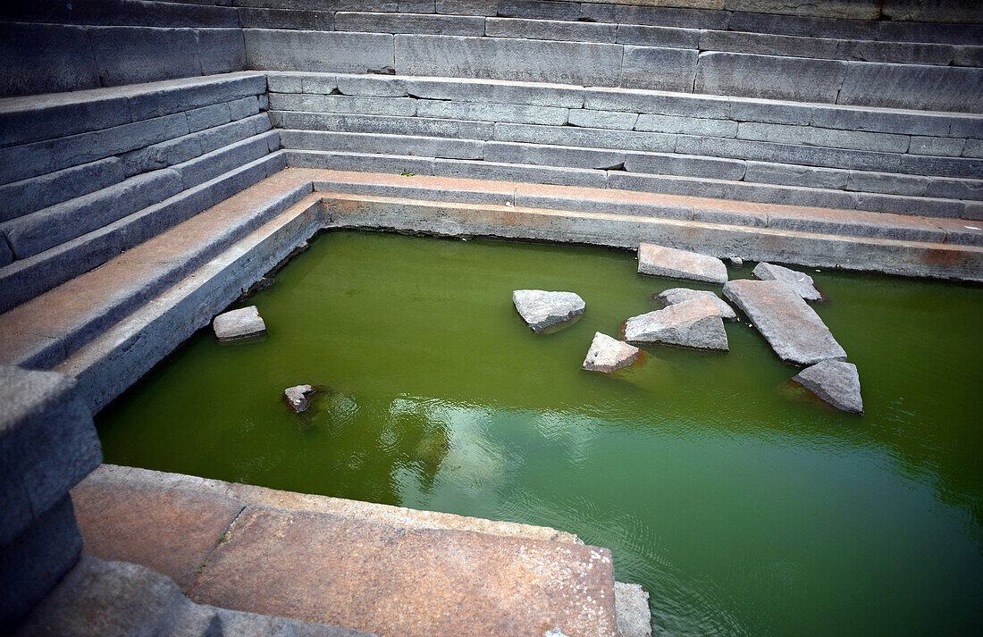 Kuttam Pokun, one of the best specimen of bathing tanks or pools in ancient Sri Lanka