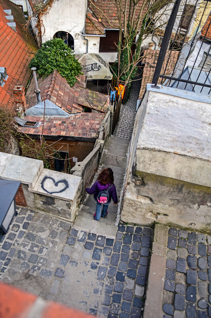 Straßen von Szentendre, einer Stadt am Flussufer im Komitat Pest, Ungarn,