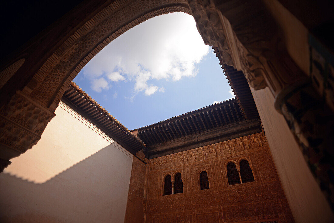 Nasridenpaläste in der Alhambra, Palast- und Festungskomplex in Granada, Andalusien, Spanien