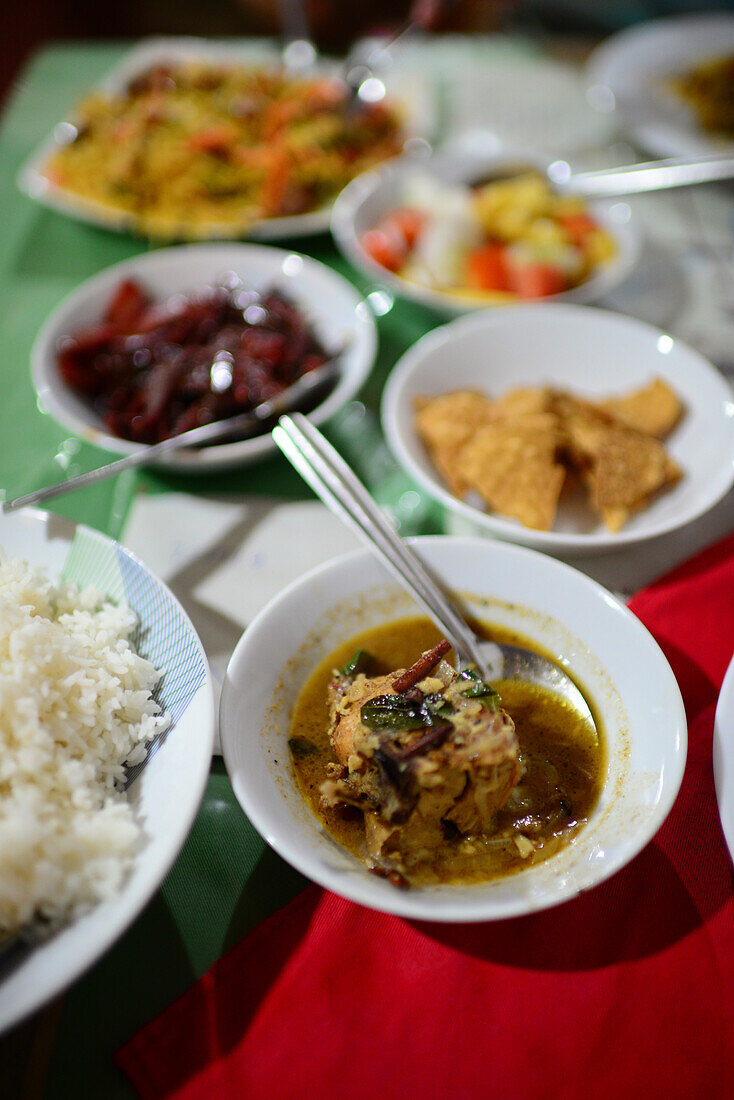 Popular Ahinsa restaurant in Sigiriya, Sri Lanka