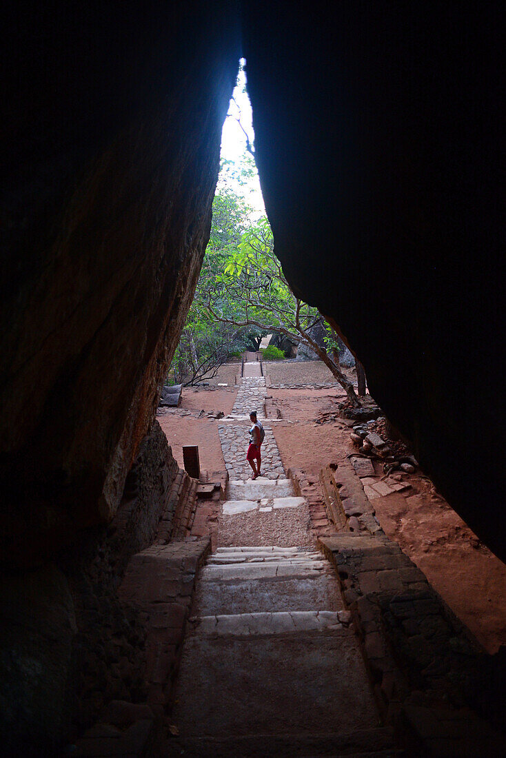 Sigiriya oder Sinhagiri, alte Felsenfestung im nördlichen Matale-Distrikt nahe der Stadt Dambulla in der Zentralprovinz, Sri Lanka