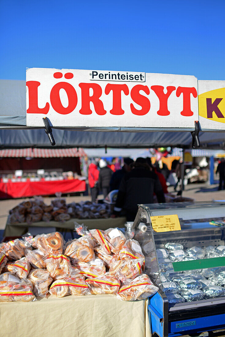 Straßenmarkt in Rovaniemi, Lappland, Finnland