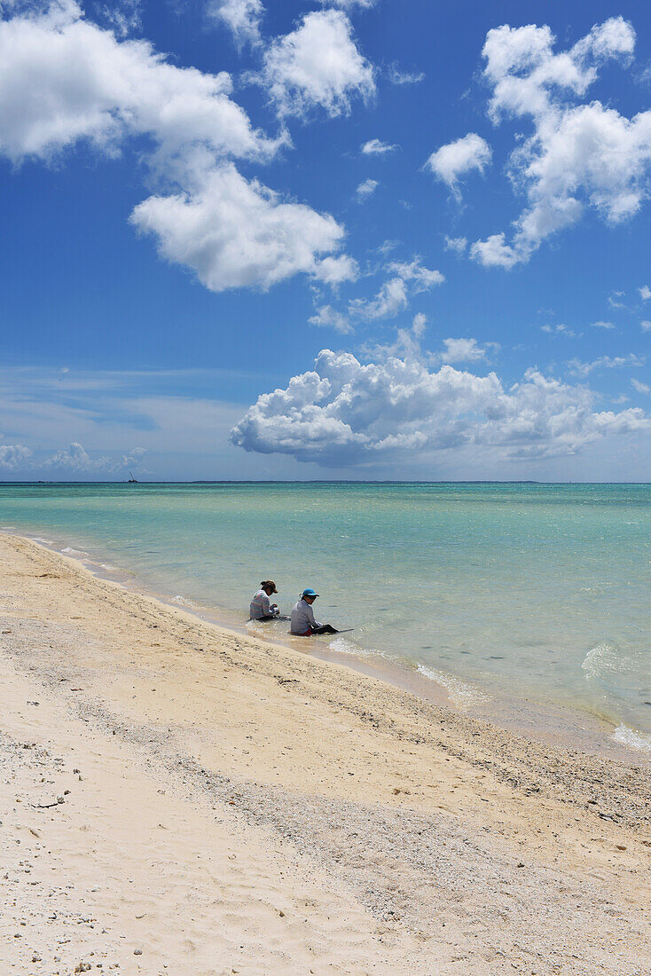 Kondoi-Strand auf der Insel Taketomi, Präfektur Okinawa, Japan