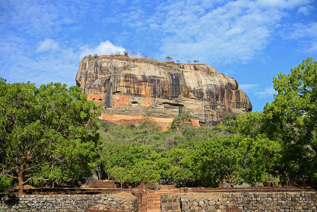 Sigiriya or Sinhagiri, ancient rock fortress located in the northern Matale District near the town of Dambulla in the Central Province, Sri Lanka.