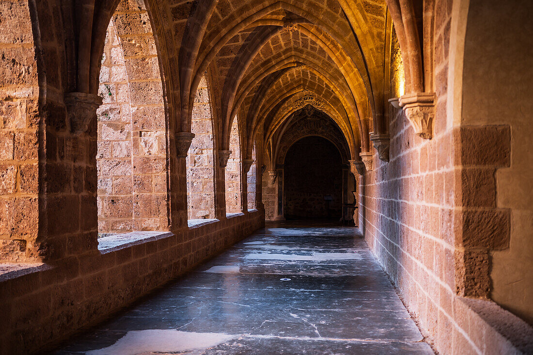 Monasterio de Piedra (Steinkloster), in einem Naturpark in Nuevalos, Zaragoza, Spanien
