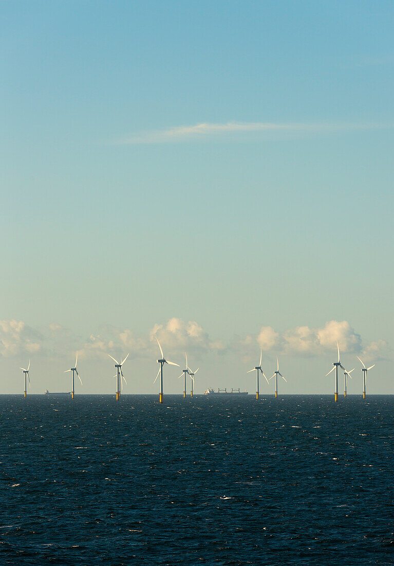 OffshoreÊwindfarmÊon North Sea