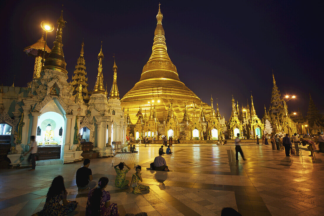 Shwedagon-Pagode; Rangun, Birma