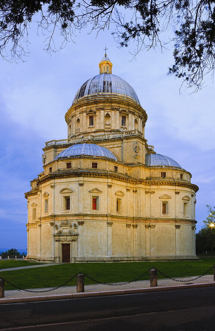 Gewölbte Renaissancekirche Santa Maria Della Consolazione; Todi, Umbrien