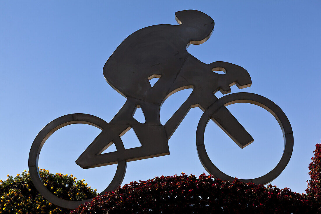 Fahrrad-Skulptur, Olympischer Park in Peking; Peking, China