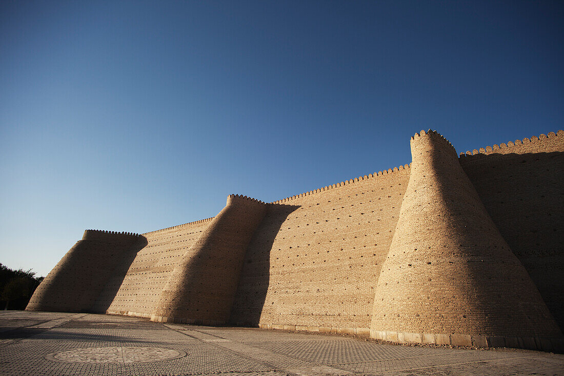 Mauern der Arche-Festung, Altstadt; Buchara, Usbekistan.