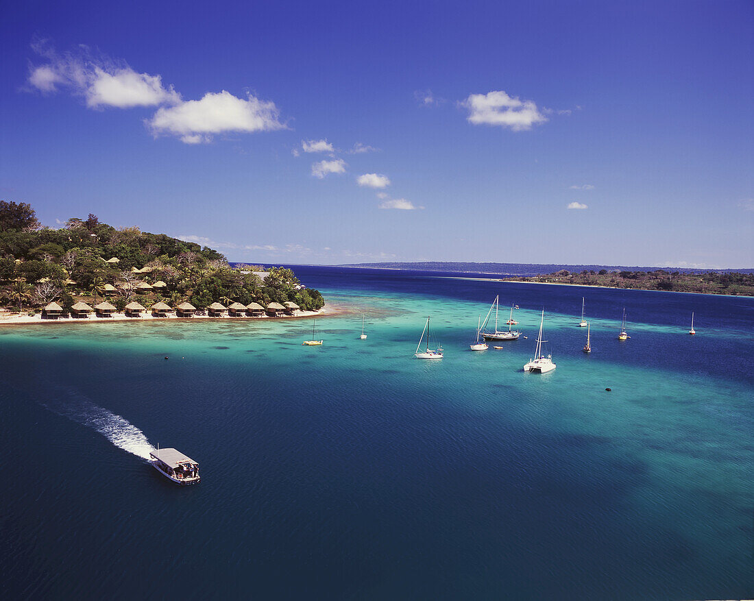 Luftaufnahme über Port Vila; Insel Efate, Vanuatu