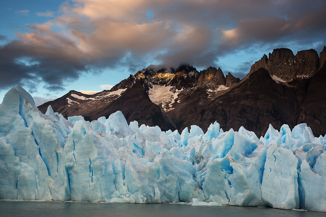 Endstation des Grey Glacier, Torres Del Paine National Park; Magallanes Region, Chile