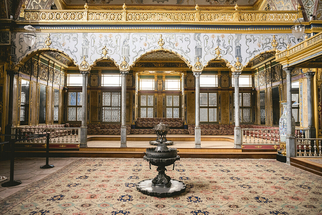 Verziertes architektonisches Detail im Topkapi-Palast; Istanbul, Türkei