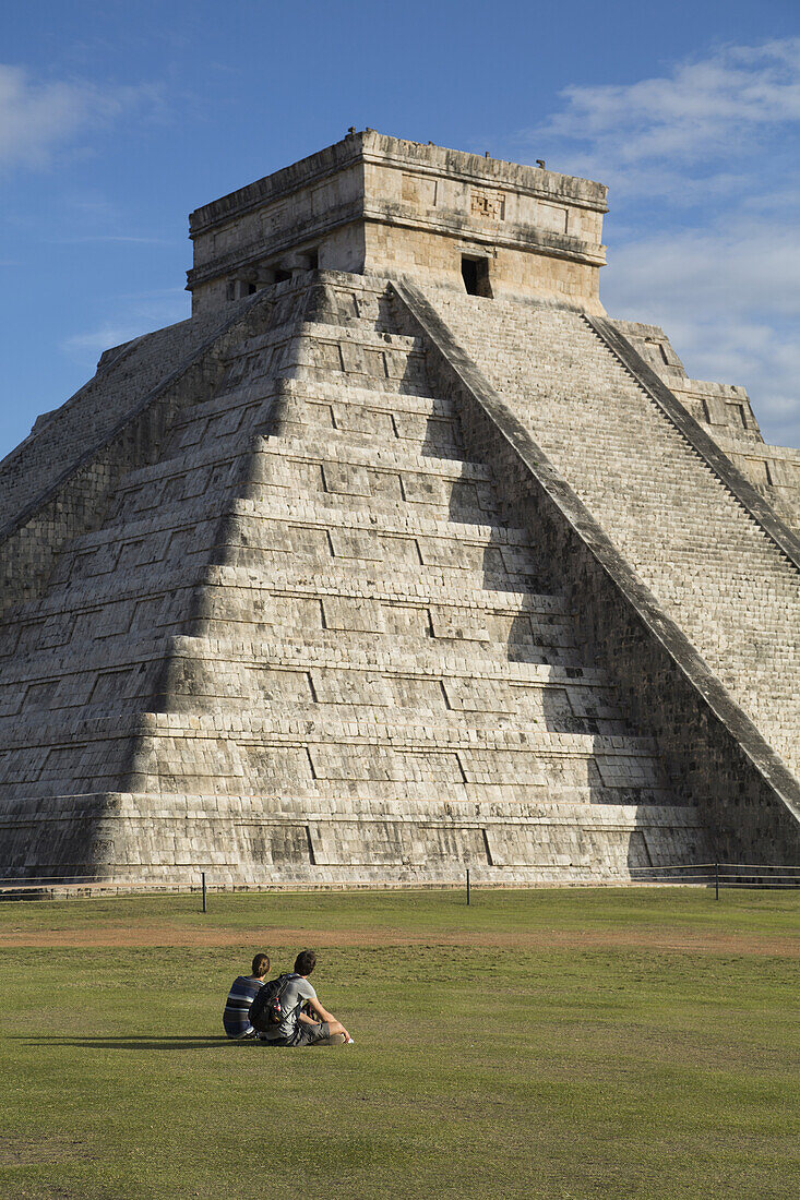 El Castillo (oder Pyramide von Kukulcan), Chichen Itza; Yucatan, Mexiko