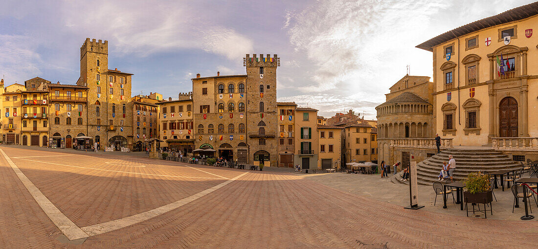 View of Piazza Grande, Arezzo, Province of Arezzo, Tuscany, Italy, Europe