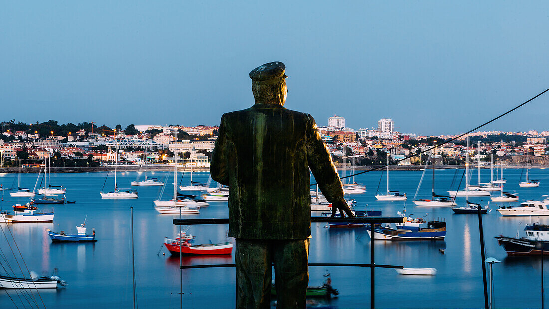 The statue of King Carlos I, erected in 1903, an impressive sight at the entrance to the city, Cascais, Portugal, Europe