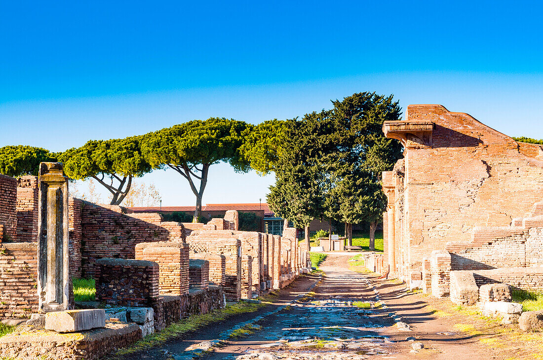 Cardus, Ostia Antica archaeological site, Ostia, Rome province, Latium (Lazio), Italy, Europe