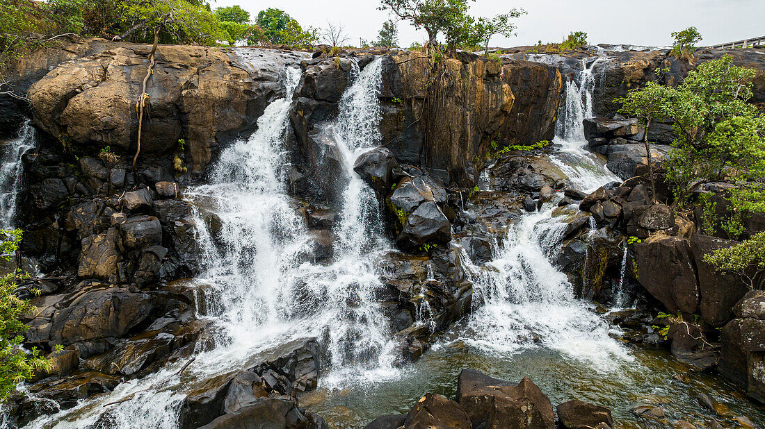 Aerial of Chiumbe waterfalls, Lunda Sul, Angola, Africa