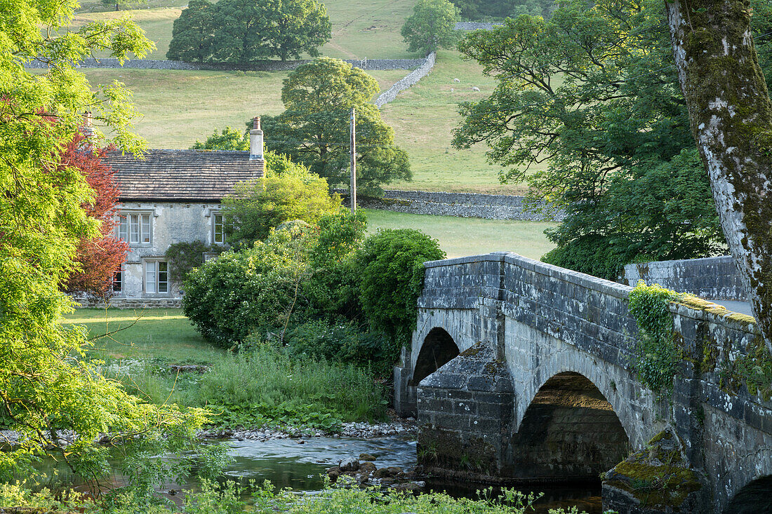 Arncliffe and River Skirfare, Littondale, The Yorkshire Dales, Yorkshire, England, United Kingdom, Europe