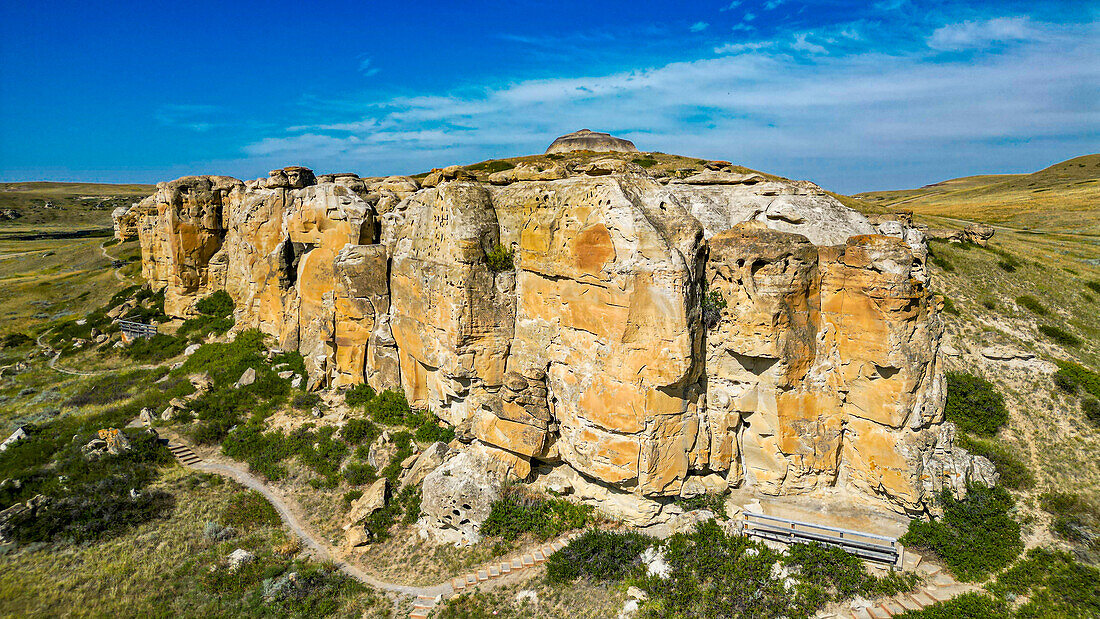 Aerials of Hoodoos along the Milk River, Writing-on-Stone Provincial Park, UNESCO World Heritage Site, Alberta, Canada, North America