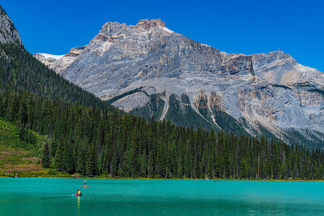 Canoe on Emerald lake, Yoho National Park, UNESCO World Heritage Site, British Columbia, Canada, North America