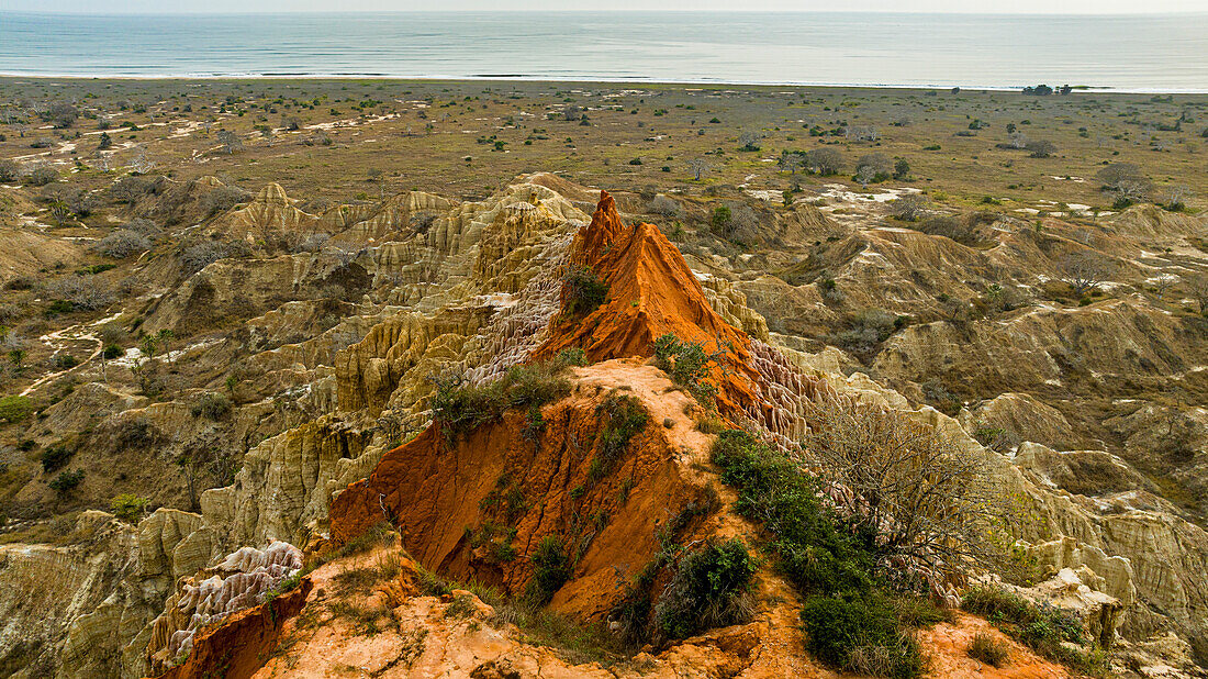 Luftaufnahme der Sandstein-Erosionslandschaft von Miradouro da Lua (Aussichtspunkt des Mondes), südlich von Luanda, Angola, Afrika