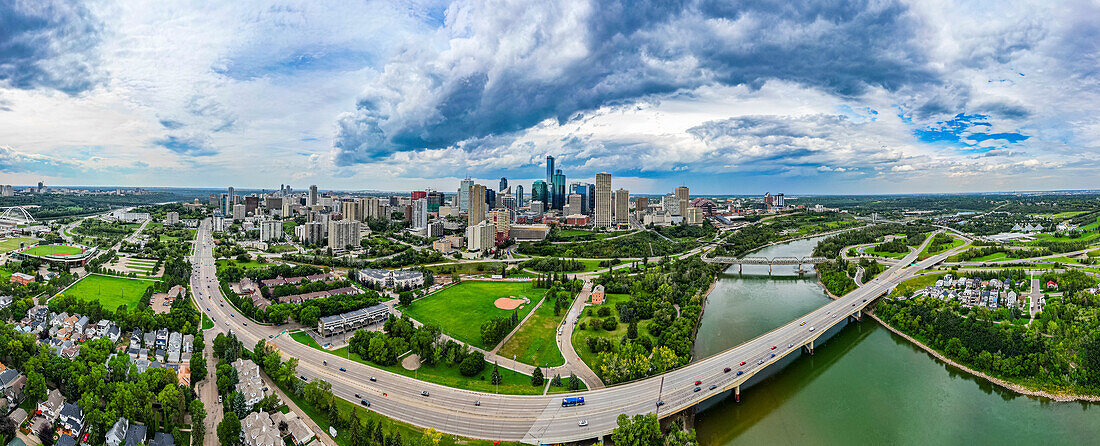 Luftaufnahme der Skyline von Edmonton, Alberta, Kanada, Nordamerika