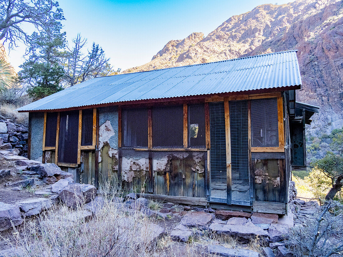 Verlassenes Gebäude aus den späten 1800er Jahren vom Van Patten Mountain Camp, Dripping Springs Trail, Las Cruces, New Mexico, Vereinigte Staaten von Amerika, Nordamerika