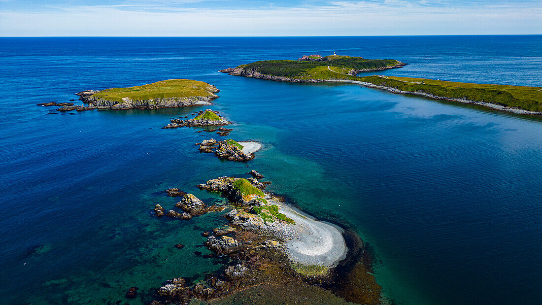 Luftaufnahme der Insel bei Ferryland, Avalon Peninsula, Neufundland, Kanada, Nordamerika